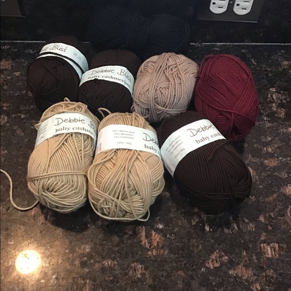 Debbie bliss yarn